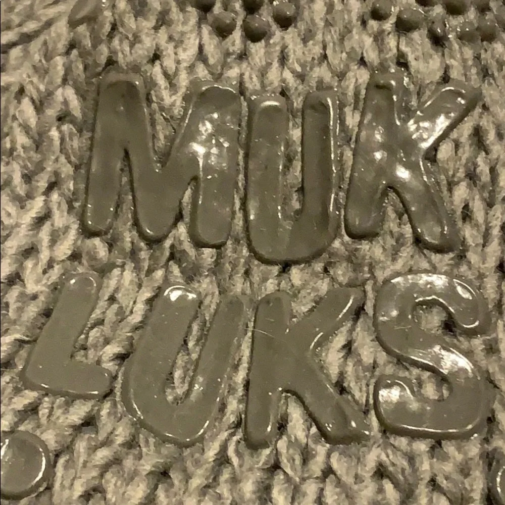 Muk Luks Gray Pom Pom Cabin Socks
